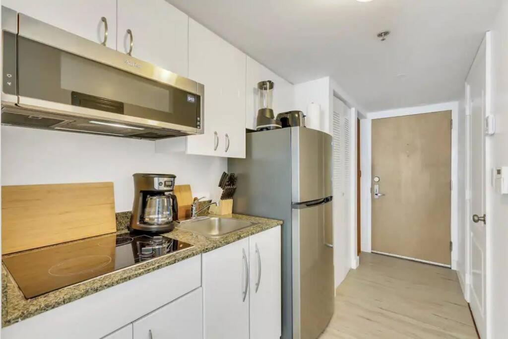 Glam Studio: Sleeps 4 X Pool X Gym X Parking * Miami